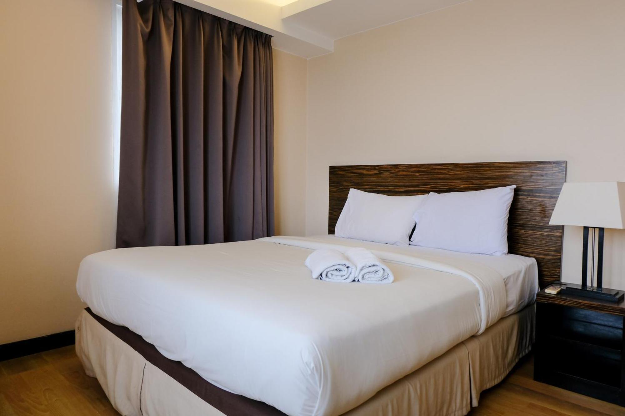 Homey And Spacious 3br At Braga Walk By Travelio *